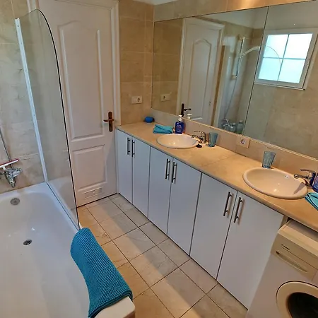 Apartment Rocas Del Mar